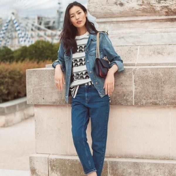 刘雯穿着这条巨显瘦牛仔裤再战纽约时装周，外媒称赞“仙女下凡”